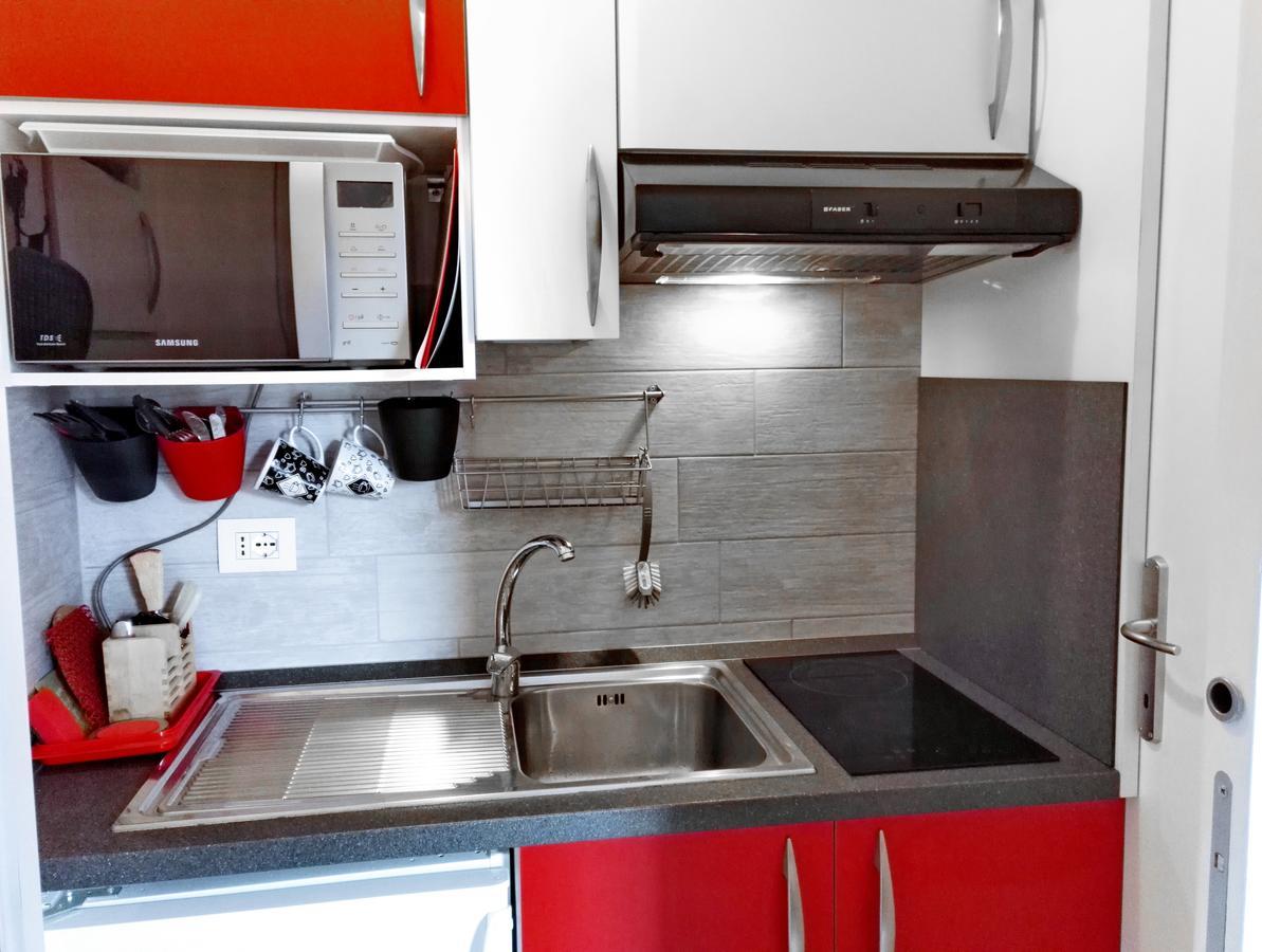 Bnbutler - Col Di Lana - Navigli Apartment - Darsena Mediolan Zewnętrze zdjęcie